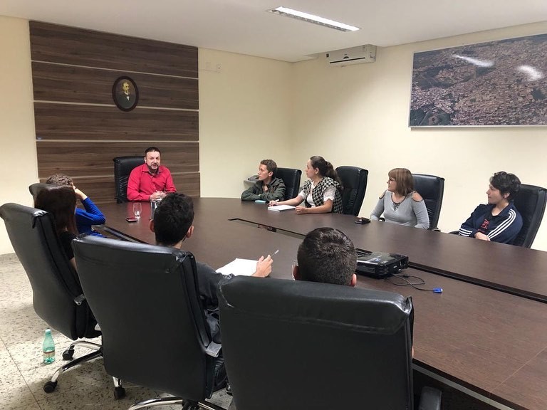 Imagem 1 da notícia: Comissão de Saúde e Bem Estar Animal estuda viabilização de Projeto